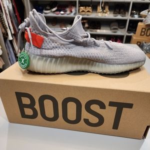 Men's brand new Yeezy Boosh with tags and box